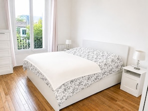 1 Schlafzimmer, Bügeleisen/Bügelbrett, kostenloses WLAN, Bettwäsche