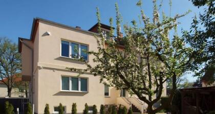 Haus Eiche in Potsdam, kleines 1 Zimmer-Apartment, ca. 16 m²