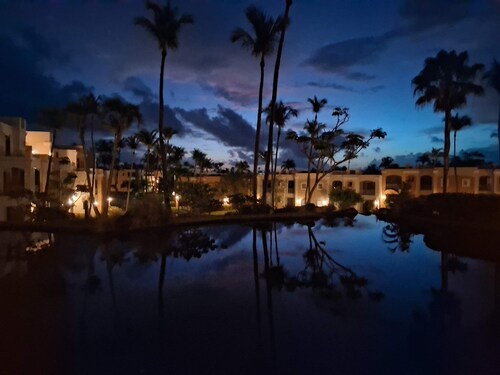 Peaceful 1BR Waterfalls Luxury (FC872A)