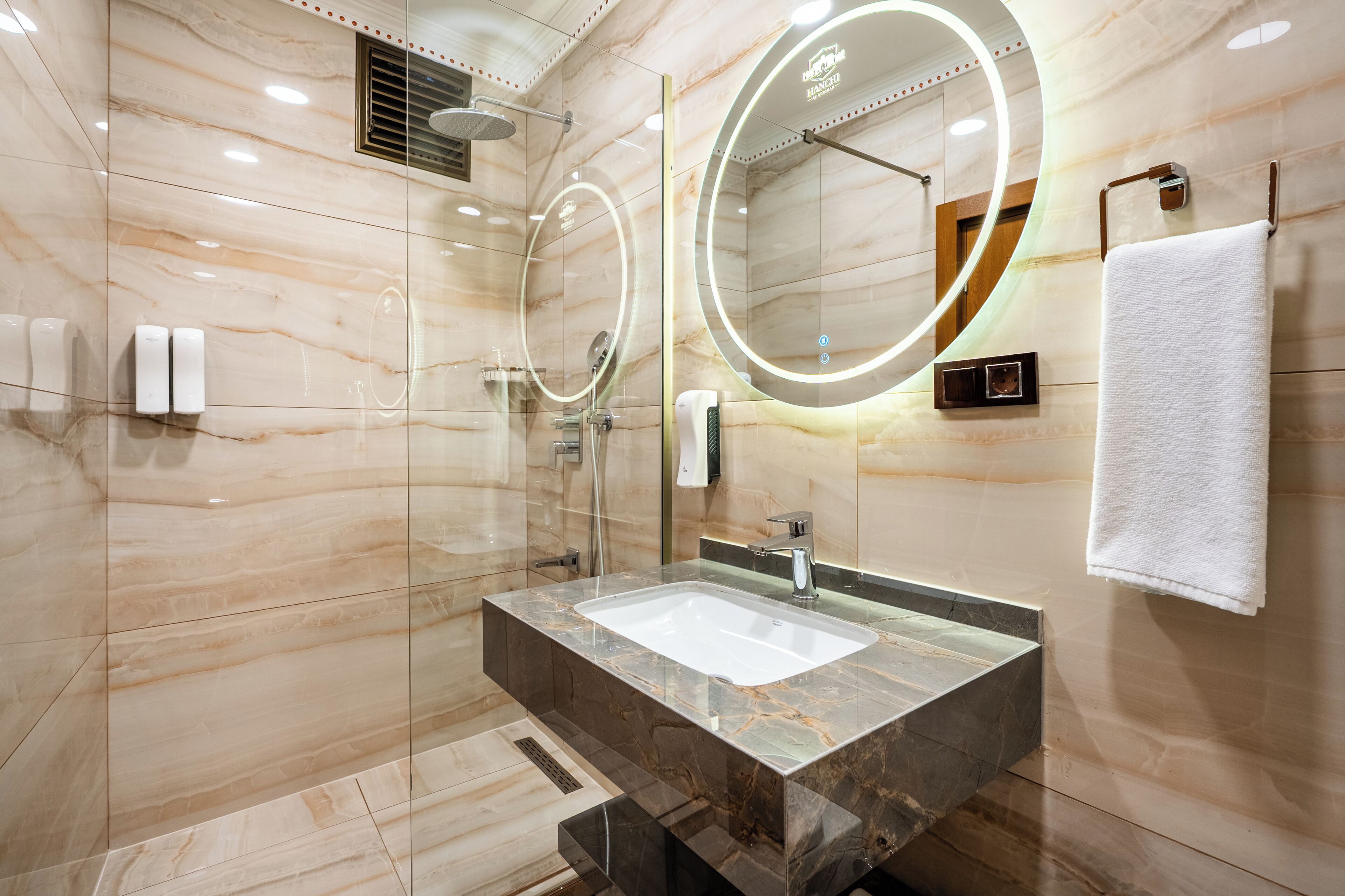 Classic Double Room, City View | Bathroom | Shower, eco-friendly toiletries, hair dryer, slippers