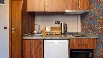 Chambre Deluxe, vue ville | Cuisine privée | Produits de nettoyage écologiques fournis