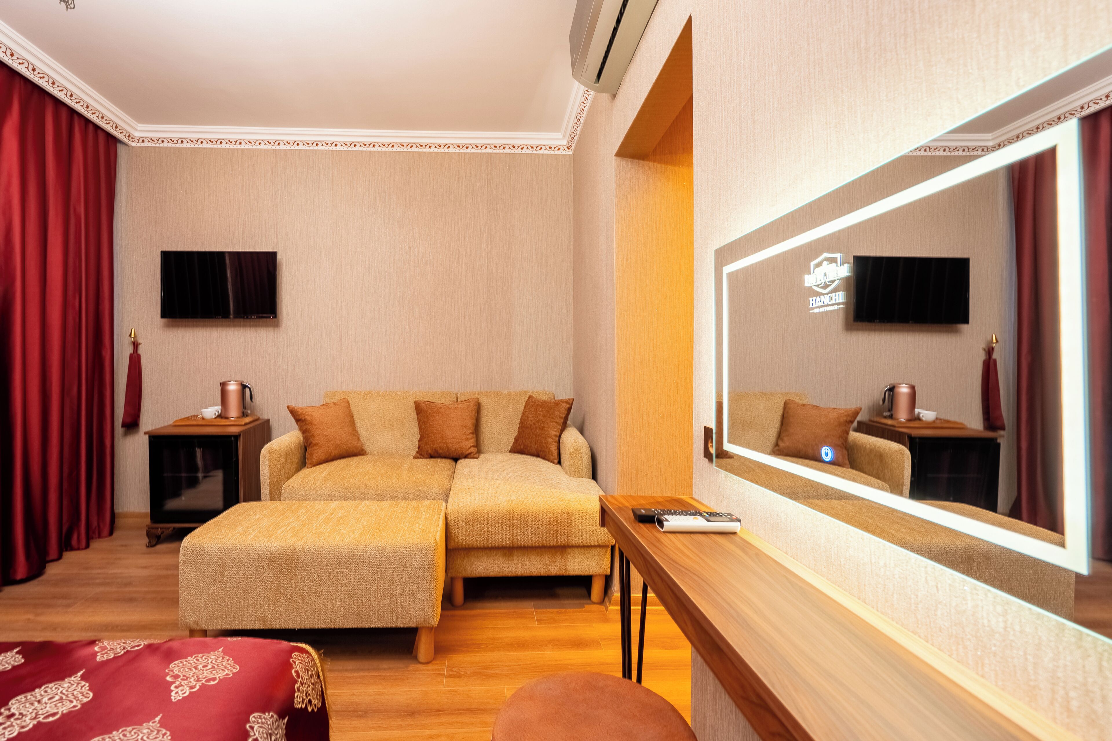 Economy-Studiosuite, Stadtblick | Innenbereich