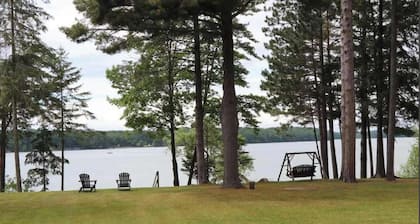 Fishermans Cottage on Big Arbor Vitae Lake