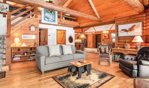 TV, fireplace, offices - Lakefront home with private dock, two decks, kayaks, & AC (Eagle River)