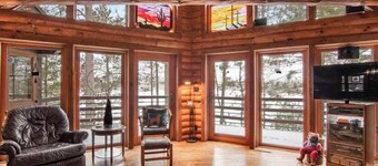 Lakefront home with private dock, two decks, kayaks, & AC