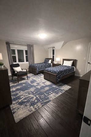 5 chambres, fer et planche Ă repasser, Wi-Fi gratuit, draps fournis