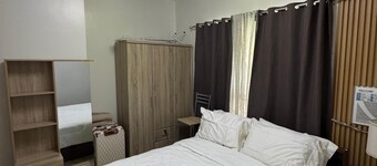 Quiet & Fully Equipped Top-Floor 1BR Condo