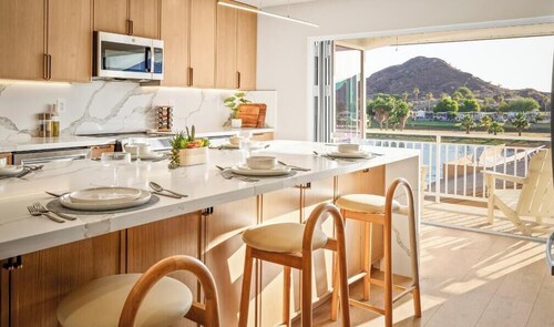 Twin Palms - River Views w/ Private Dock & Launch