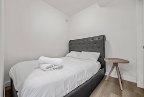 2 Schlafzimmer, Bügeleisen/Bügelbrett, WLAN, Bettwäsche