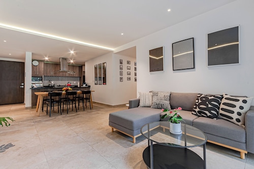 Black & White Apartment, an oasis in Cuernavaca
