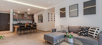 Black & White Apartment, an oasis in Cuernavaca