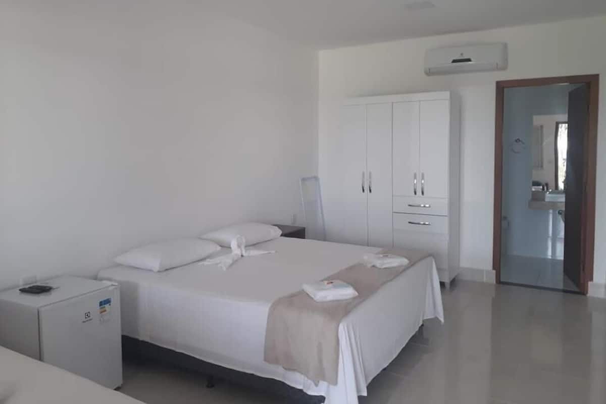 Free WiFi, bed sheets, wheelchair access