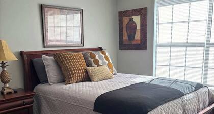 Nice 2 Bedroom/3 Beds/1.5 Bath Apartment - Bryant3