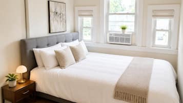 3 Schlafzimmer, Schreibtisch, Bügeleisen/Bügelbrett, kostenloses WLAN