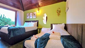 Ferros/tábuas de passar roupa, Wi-Fi, roupa de cama
