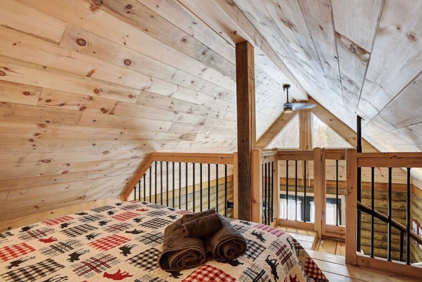 WiFi, bed sheets