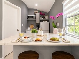 House | 1 bedroom