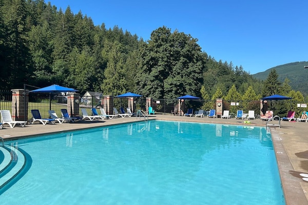 Resort Heated Pool and Hot Tub