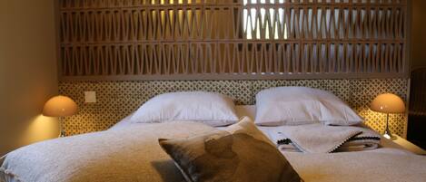 4 habitaciones, tabla de planchar con plancha y wifi gratis