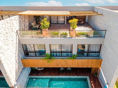Cond Triplex - By MME