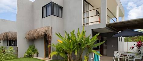 Comfort Chalet | Outdoor dining
