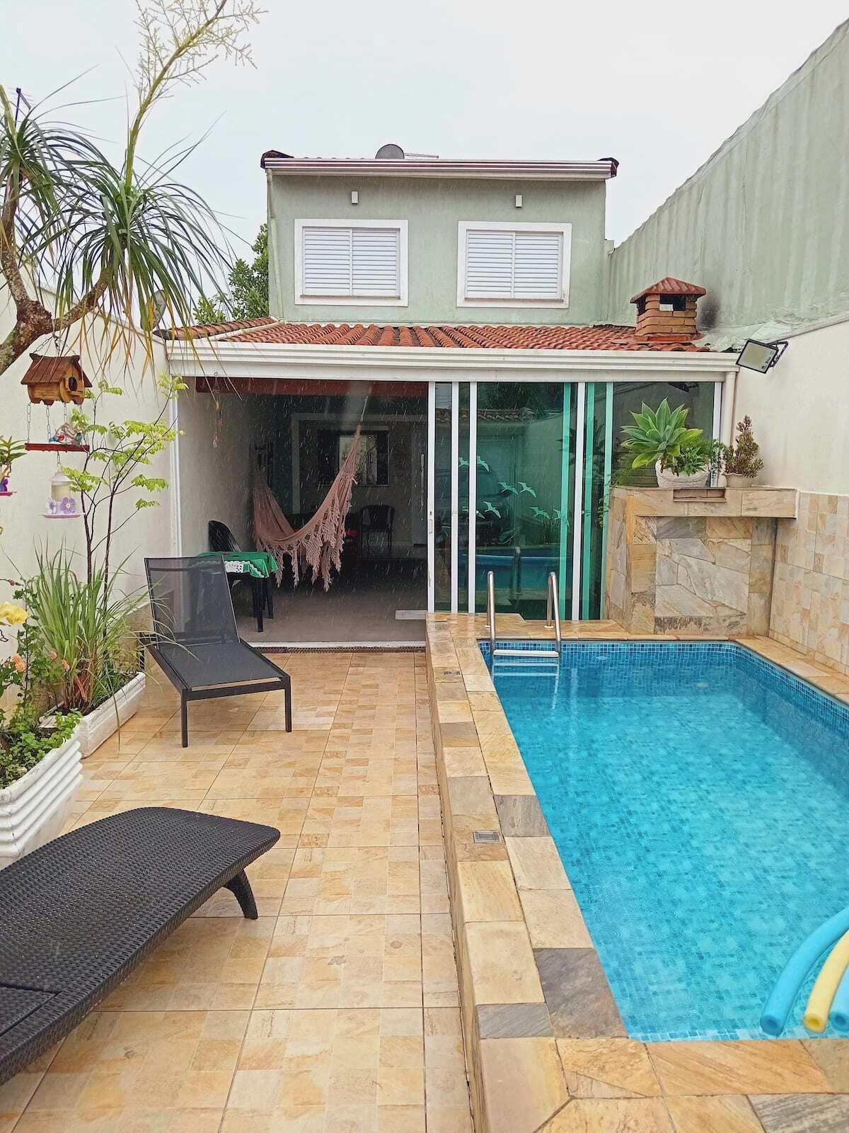 室內游泳池