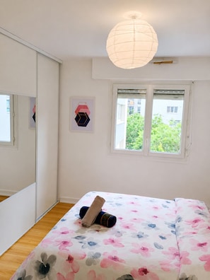 2 Schlafzimmer, Bügeleisen/Bügelbrett, kostenloses WLAN, Bettwäsche