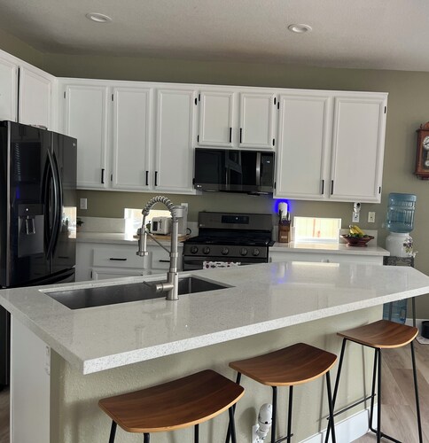 Cozy 1-bedroom house in superb Valley Center with AC
