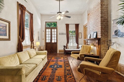 Historic Cottage, Steps from French Quarter 9br | 7ba