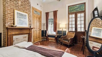 Desk, iron/ironing board, travel crib, WiFi