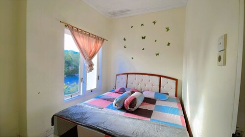 Cozzy Villa Highland Berastagi