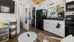 Cabin, 1 Queen Bed with Sofa bed, Pets Allowed, Mountain View | Private kitchen | Full-size fridge, microwave, oven, stovetop