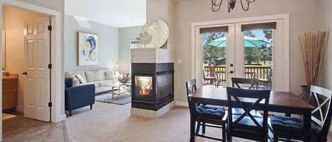 TV, fireplace