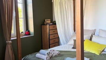 3 Schlafzimmer, Bügeleisen/Bügelbrett, Reisekinderbett, kostenloses WLAN
