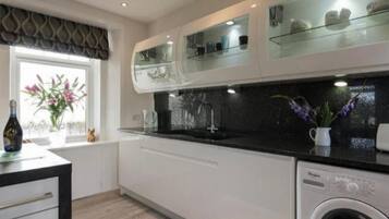 Fridge, microwave, oven, dishwasher