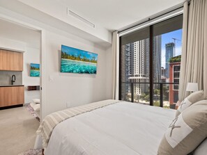 1 bedroom, free WiFi, bed sheets - 501 First #911 Prime Downtown Living (Miami)