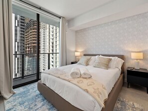 1 bedroom, free WiFi, bed sheets - 501 First #3106 Highrise Dreamscape Stay (Miami)