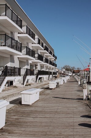 Exterior - Comfortable 2-Bedroom Canal Condo Near Lewes Main Street (Lewes)