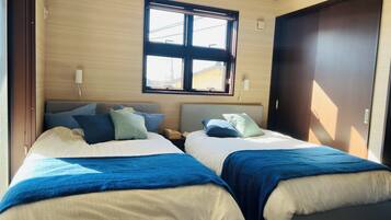 4 bedrooms, WiFi, bed sheets
