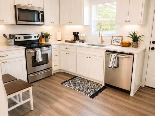 Close to AT&T Stadium. Cozy 1-bedroom condo.