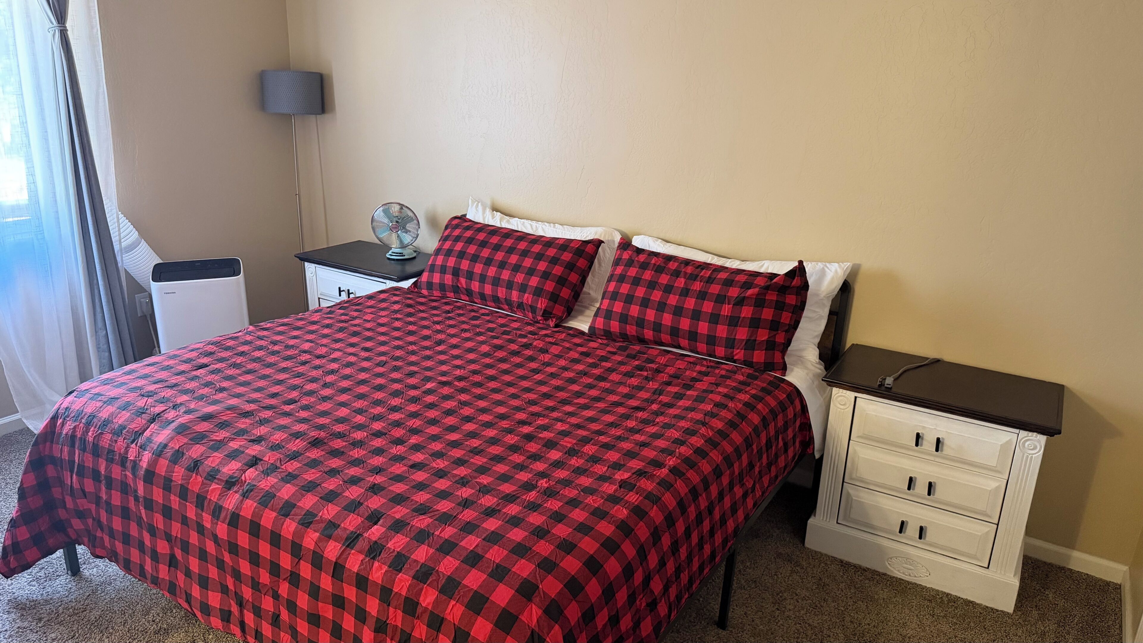 2 bedrooms, desk, free WiFi, bed sheets