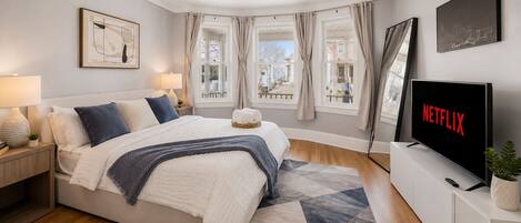7 bedrooms, iron/ironing board, WiFi (free), bed sheets