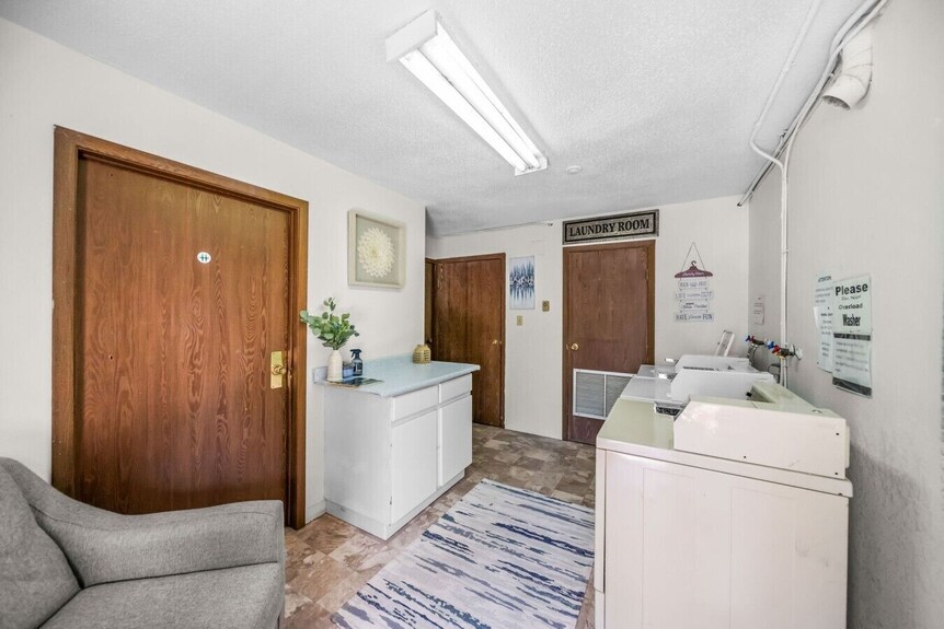 The Fern | Bright Studio Near The Beach - Harrison Hot Springs