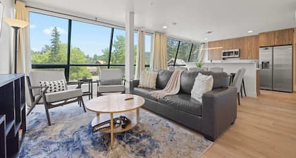 Beautiful Mountain Views in the Heart of Evergreen