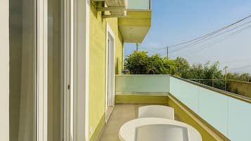 Basic Apartment, Balcony, Garden View | Balcony