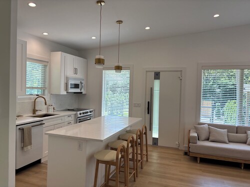 Modern Beach Cottage