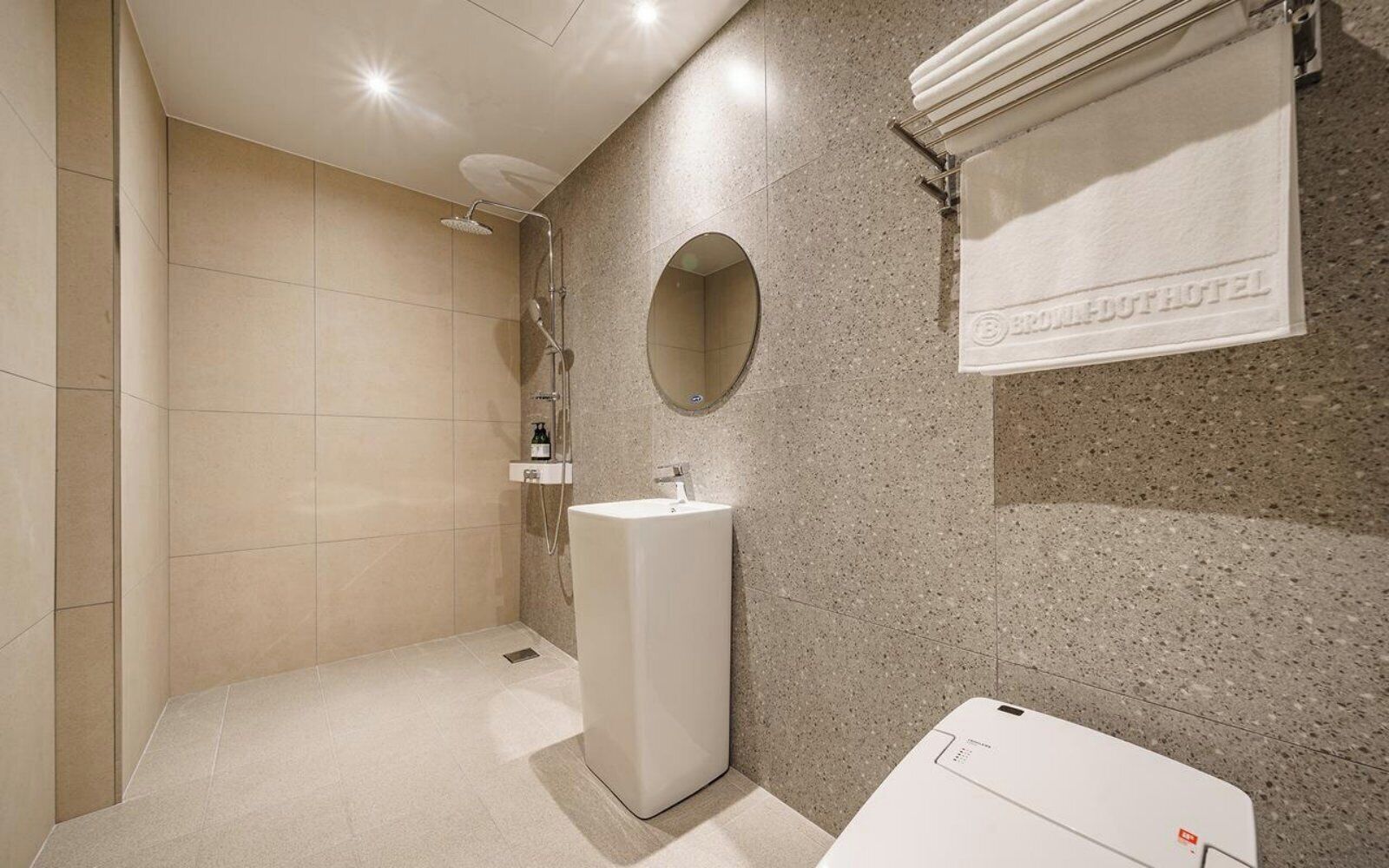 Håndklæder, Shampoo, Toiletpapir