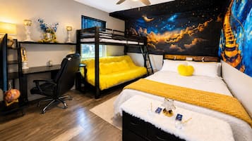 3 camere, una scrivania, ferro/asse da stiro, Wi-Fi