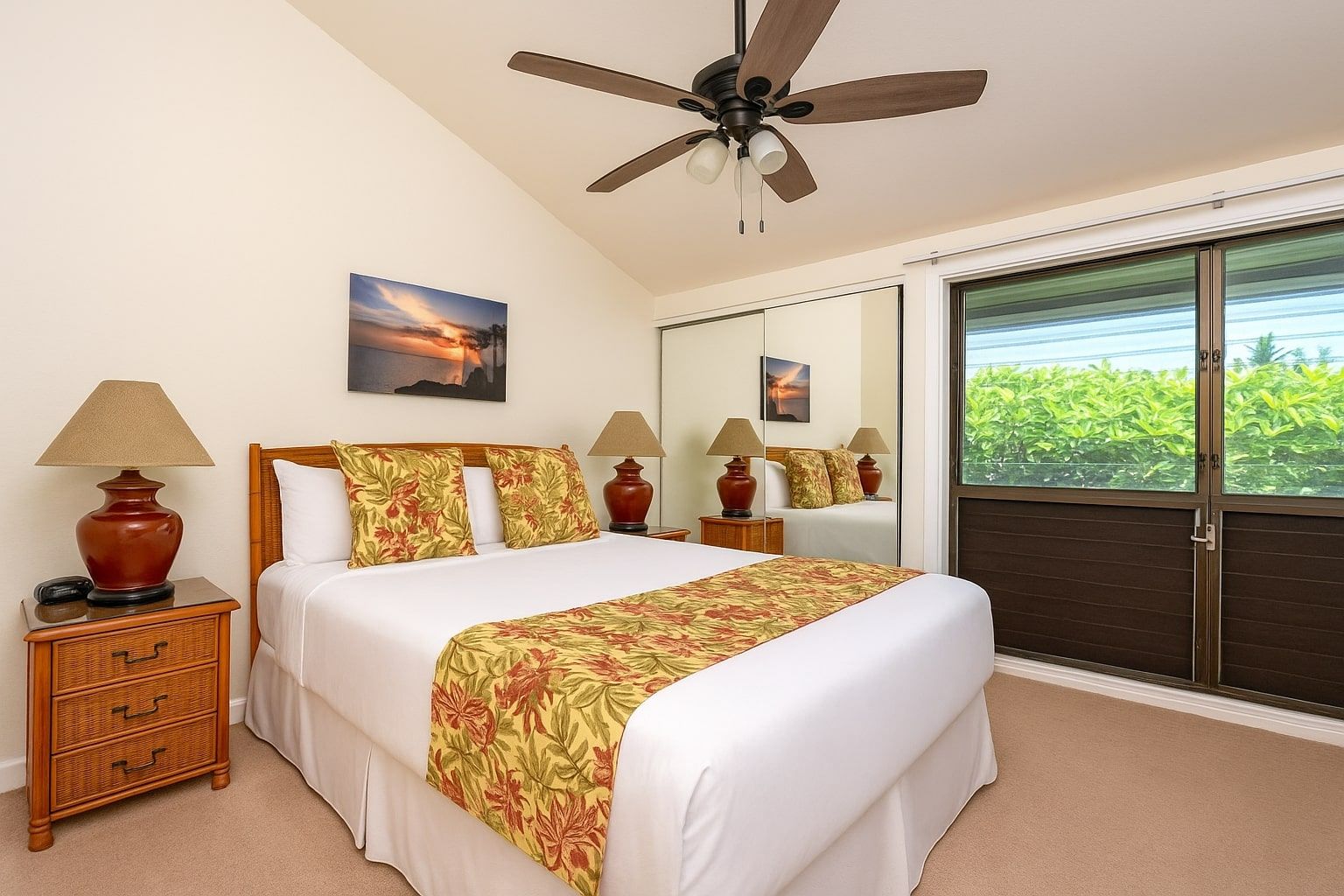 6 bedrooms, iron/ironing board, WiFi, bed sheets