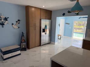 Interior - Renovated house with a pool, access to the gulf, and a boat lift (Cape Coral)